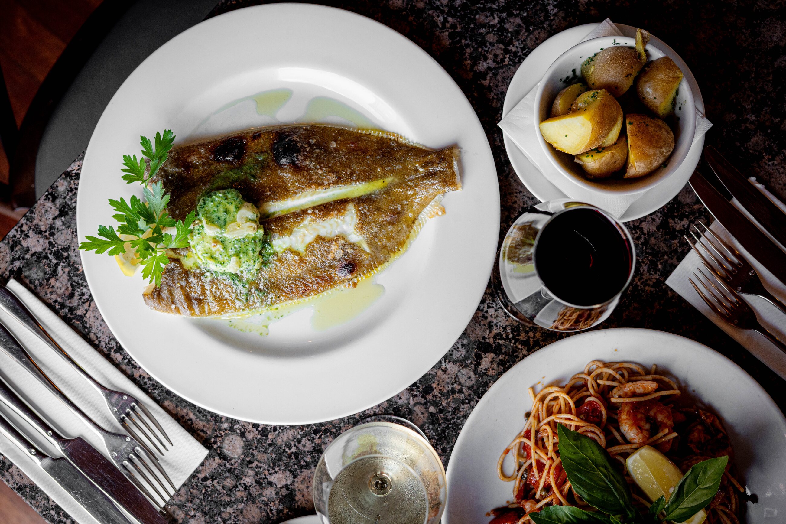 Grilled plaice with parsley and lemon